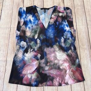 White House Black Market XS Floral V-Neck Sleeveless Pleated Shoulder Shell Top